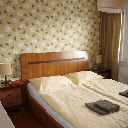 Apartman Drahovice 카를로비바리 외부 사진